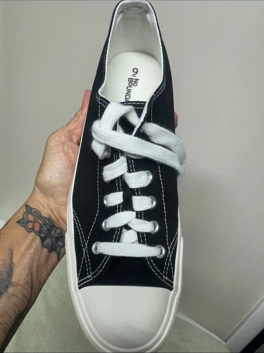 No Boundaries Black Canvas Low-Top Lace-Up Sneakers